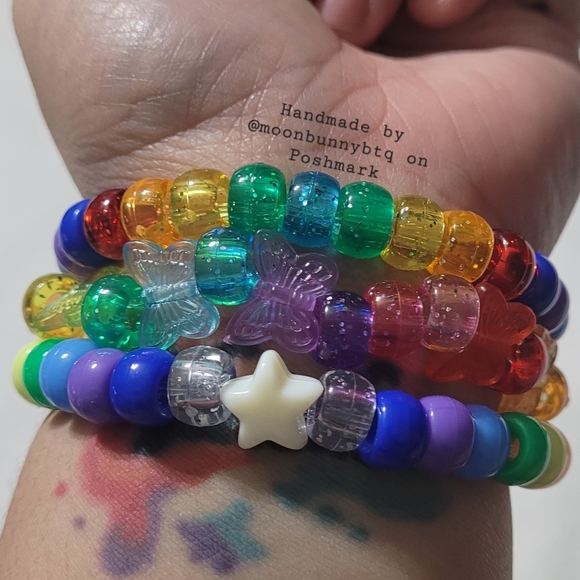 Handmade stacking bracelet "LGBTQIA" LGBT pride 🏳️🌈 beaded kandi - Picture 3 of 9